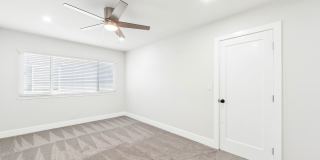 402 Gallery 11
