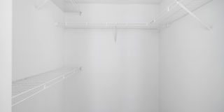 Yacht Club at Brickell Gallery 5