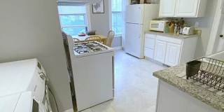 Goregous 3 bed in Allston Gallery 15