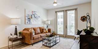 The Tomlin Gallery 8