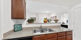 Spring River Luxury Apartment Homes Gallery 6