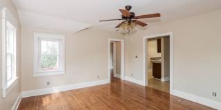 3 bed / 2 bath ~ Just minutes from CofC and MUSC Gallery 7