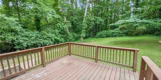 Charming Family Home | 3-4 Bedrooms | Large Yard | Convenient Location Gallery 14