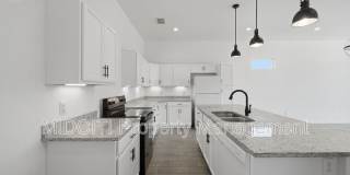 895 E Mather St Gallery 5