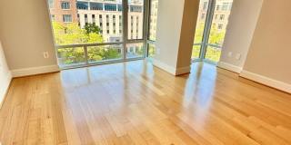 Drake Gallery 24