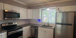 Charming 2-Bedroom, 1-Bath Home in Raytown, MO – Modern Finishes & Spacious Yard! Gallery 3