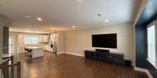 Incredible Townhome in Near Uptown with Move-In Special! Gallery 8