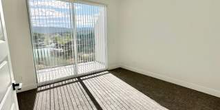 PET FRIENDLY!! HURRICANE TOWNHOME! Gallery 29
