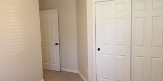 3+2 in Riverlakes - Ready Now!  PRICE REDUCTION - $2250 Rent Gallery 20