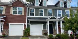 Like-New Townhome in Prime SW Durham Location! Gallery 1