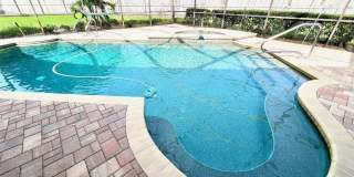 2715 MONTAGUE COURT E Gallery 43