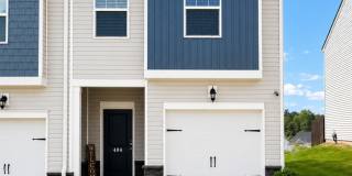 Spacious Townhome with Modern Finishes Gallery 1