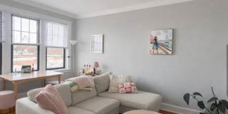 2344 W Addison, Gallery 2