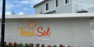 680 SE 13th Ct Gallery 37