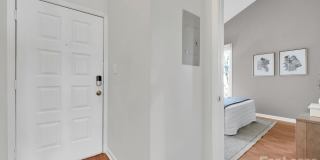 300 S Cedar Street Gallery 6