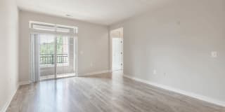 Radiant Fairfax Ridge Apartments Gallery 12