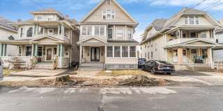 105 Carleton Avenue Gallery 1