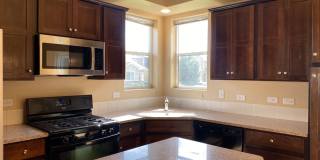 Lovely 3 Bed 2.5 Bath Home in Timbervine Gallery 13