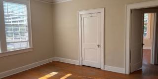 Colonial Court Gallery 4