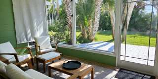 Seasonal Short-Term Venice Island Townhouse Steps from Venice Beach! Gallery 22