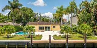 330 Coconut Isle Dr Gallery 1