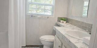 9 George St. Gallery 5