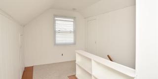 2453 WINDEMERE Road Gallery 21