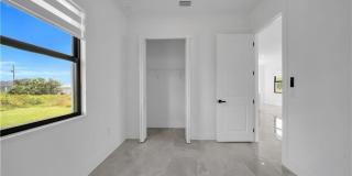 711 Roma Avenue S Gallery 20