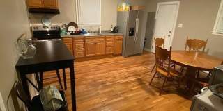 290 Baker Street Gallery 4