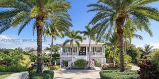 17433 SE Indian Hills Dr Gallery 1