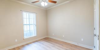 Freshly Updated 4-Bedroom Home in Norris Ferry Landing Gallery 14