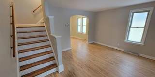 **Charming 1-Bedroom Plus Den Home with Modern Comforts** Gallery 1