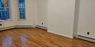 749 Kelly Gallery 3
