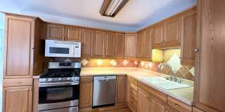 76 Trottingham Ct Gallery 1