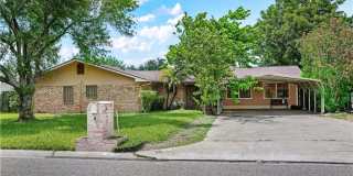 302 Rose Marie Street Gallery 1