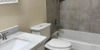 3200 Villa Place Gallery 12