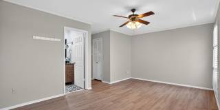 Charming 2BR Townhome in Beaumont Gallery 14