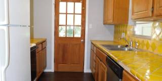 $500 OFF AUGUST 2026 RENT! Walk to Westside Park! Gallery 9