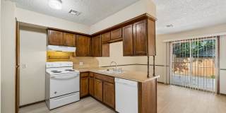 208 Hudson Pl Gallery 9