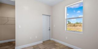 2708 20th St W Gallery 20