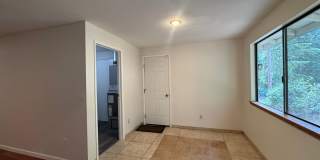 Tranquil 3 bedroom Rambler!!! Gallery 8