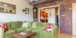 547 Congress St # 4A Gallery 12