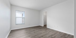 746 Lockbreeze Drive Gallery 17