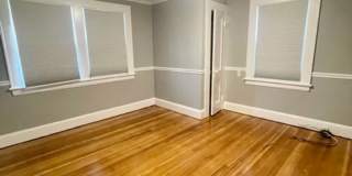 Fully Renovated Modern Apartments Gallery 41