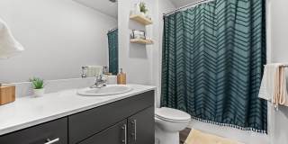 The Flats at Chase - Student Housing Gallery 8
