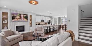 1445 Creekside Circle Gallery 15