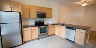 5326-5336 S. Greenwood Avenue Gallery 16