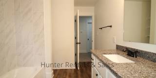Upscale Three-bedroom Townhome! Gallery 24