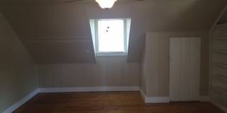 Awesome 4 or 5 bedroom/ 2 bathroom /4 car garage Gallery 18