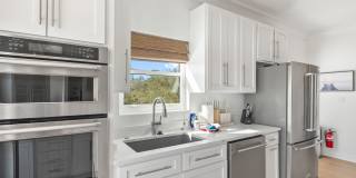 204 Sandstone St Gallery 87